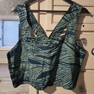 KEALOPIKO CROP TANK TOP - SIZE LARGE - HE ALOHA NO LONO PRINT - BLUE COLOR